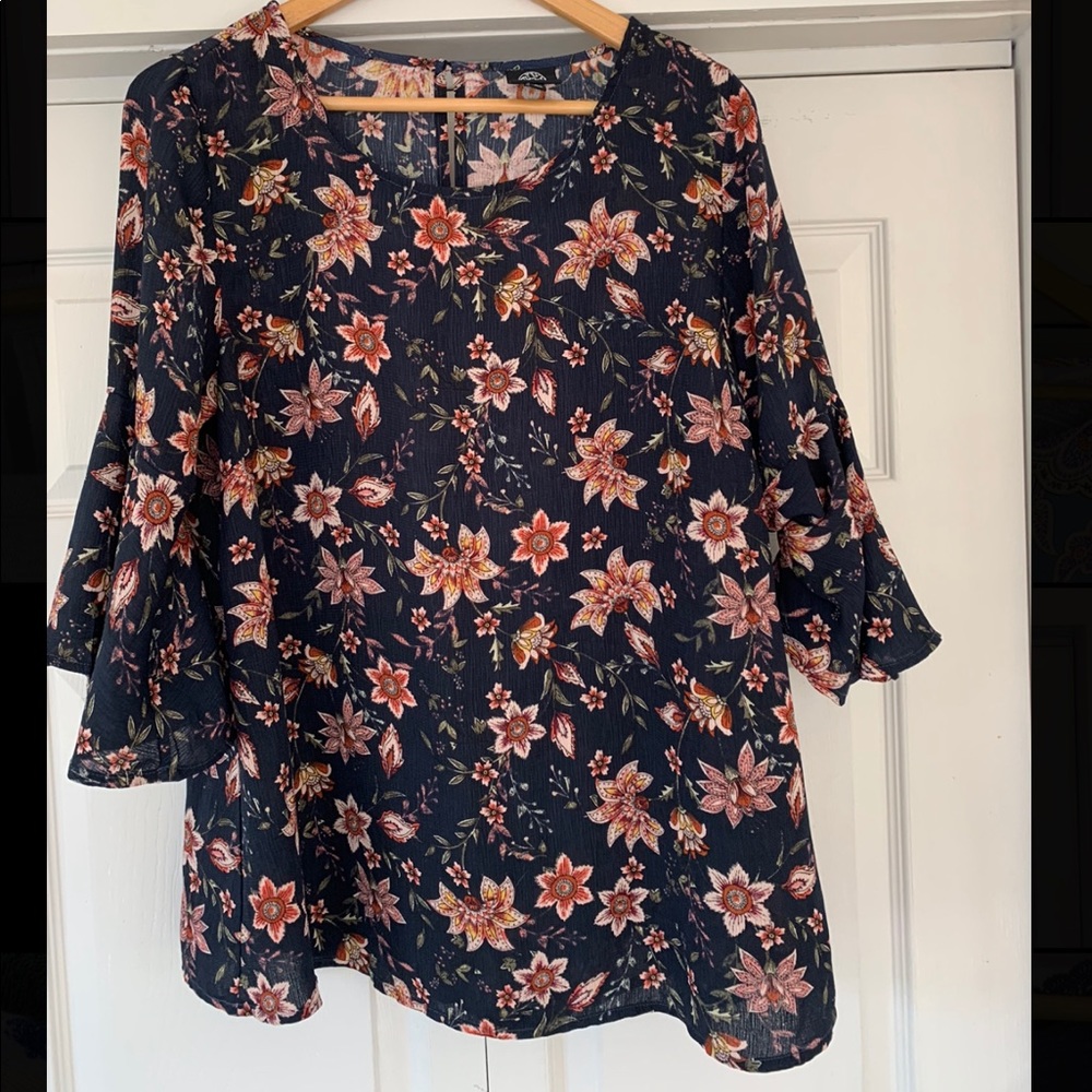Bobeau top